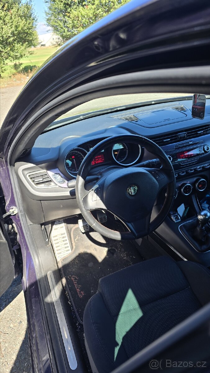 Alfa Romeo Giulietta 2.0 jtd - 5