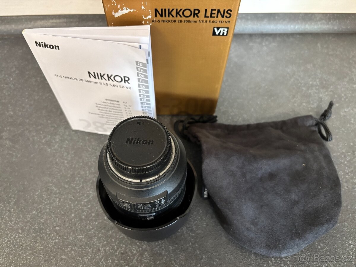 Nikon AF-S NIKKOR 28–300mm f/3.5–5.6G ED VR - 5