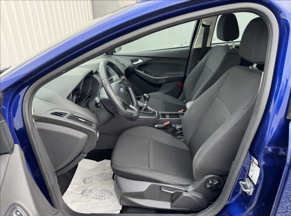 Prodávám Ford Focus 1,5 TDCi 77kW NAVIGACE - 5