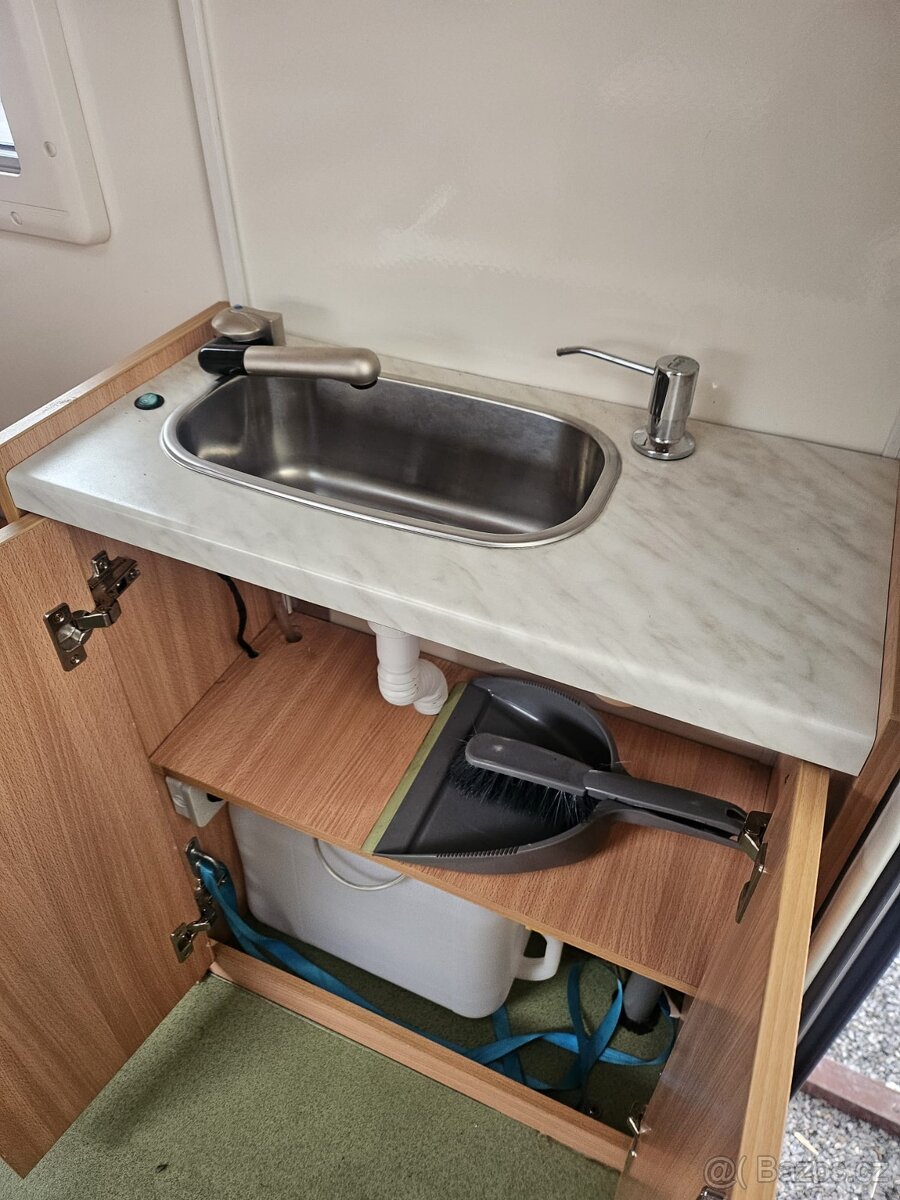 MINIKARAVAN do 750 kg - 5