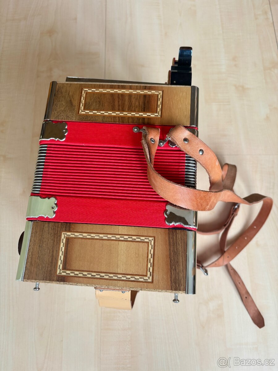 Heligonka Hlaváček - 5