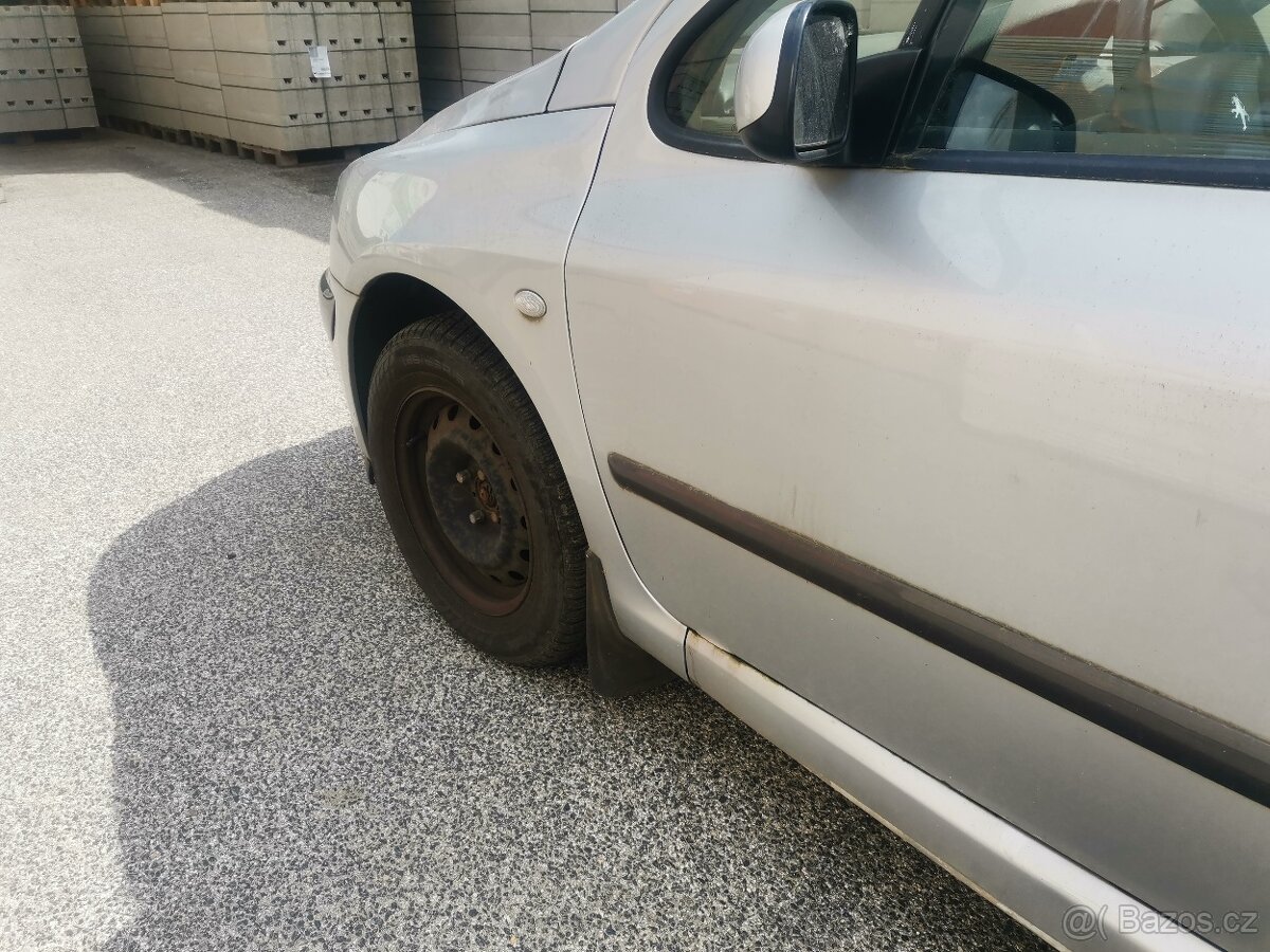 Peugeot 307 1,6 - 80 kw - 5