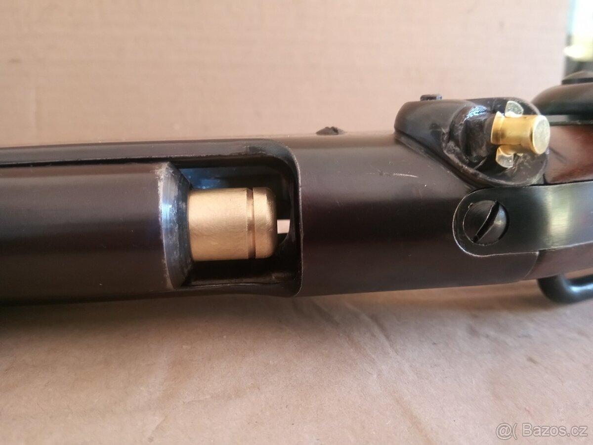 Gallager .54 nábojnice možno i forma a matrice. - 5