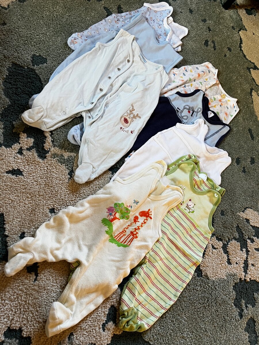 Mix oblečení pro miminko 0-3 měsíce - 5