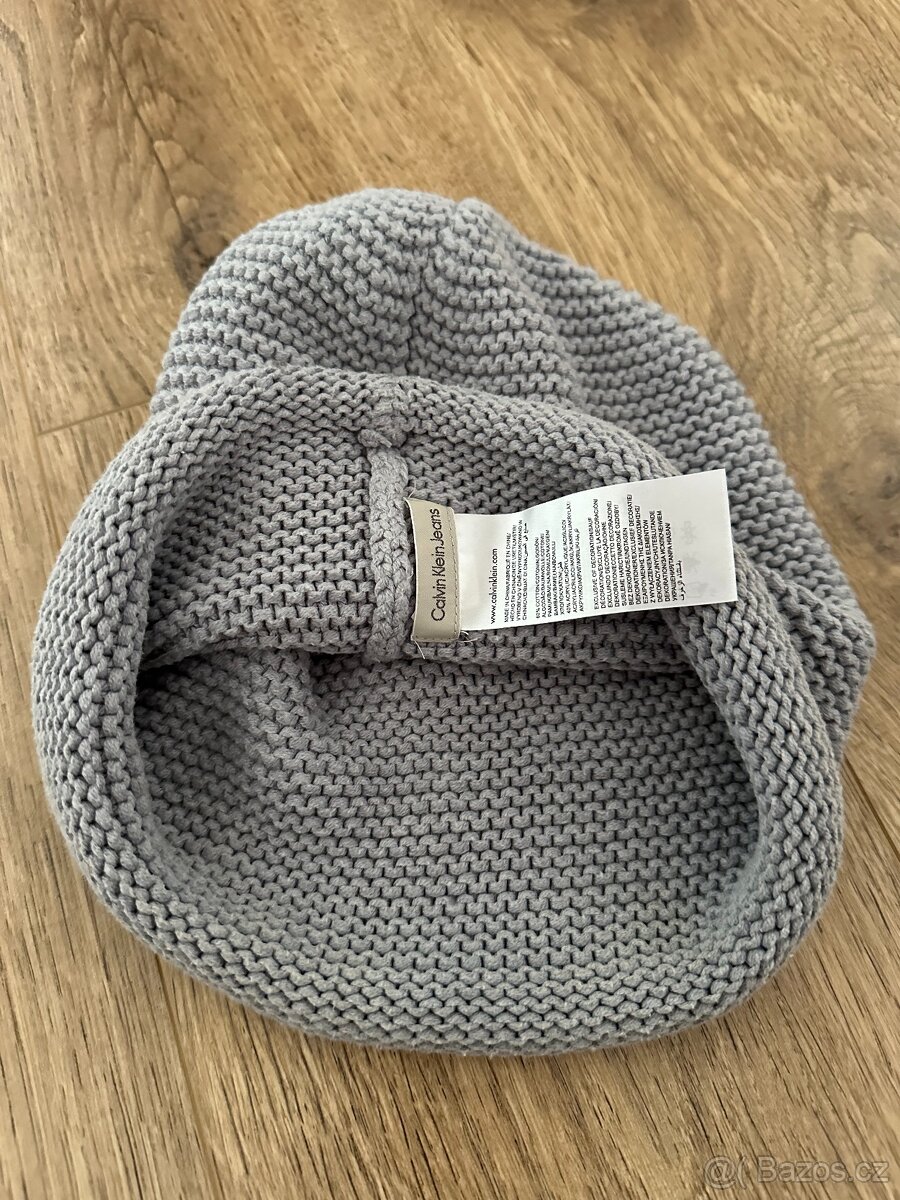 Dámská čepice Calvin Klein - 5