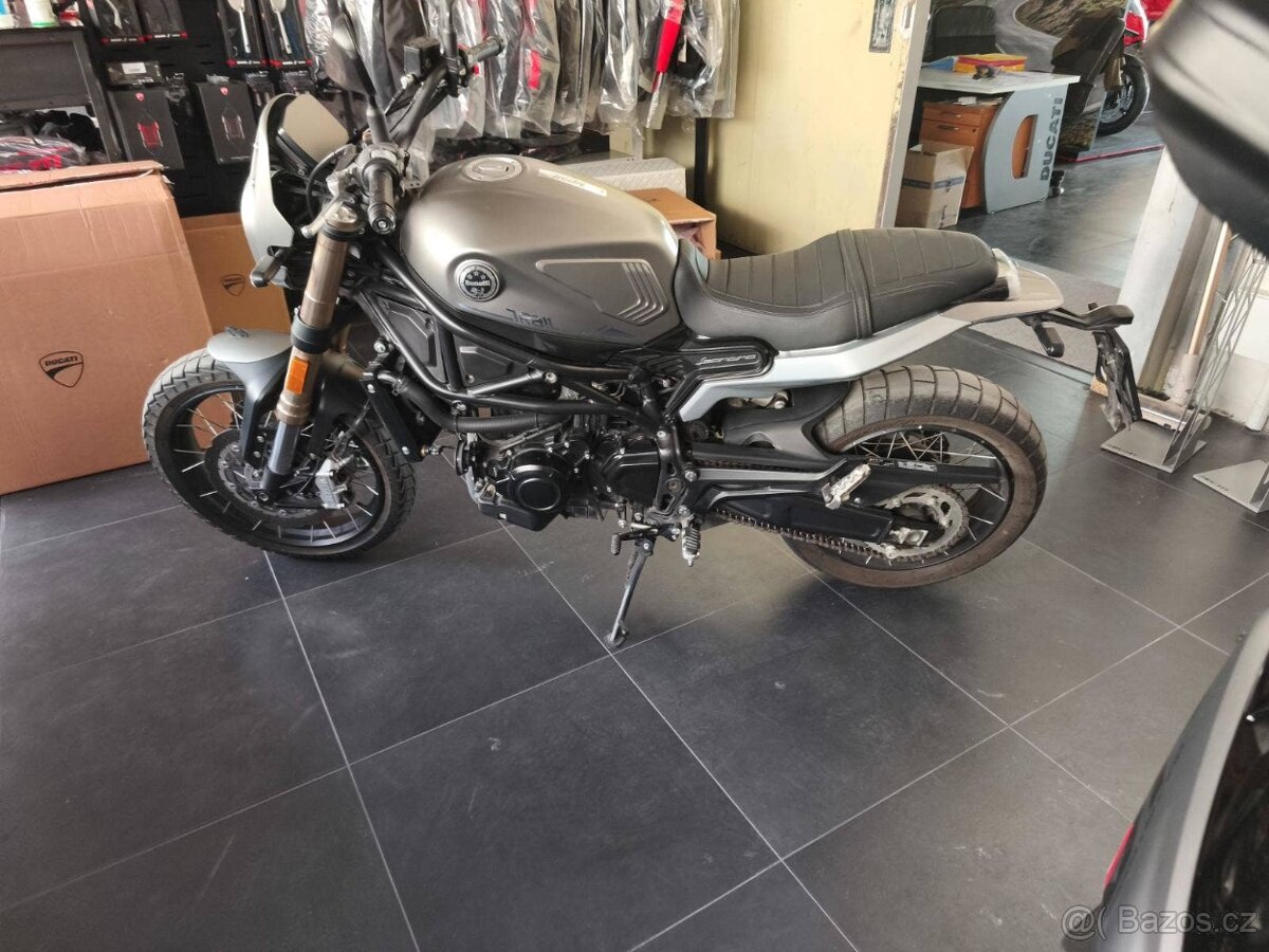 Benelli Leoncino 800 Trail (2022) - 5