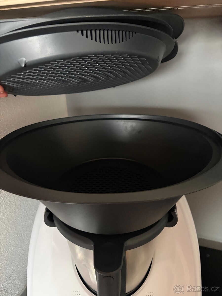 Prodám Thermomix TM6 - 5