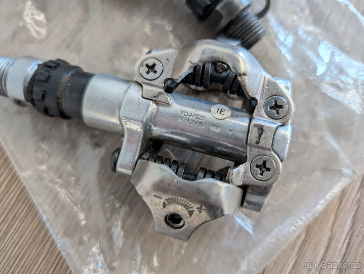 Cyklopříslušenství (světla, klíče, držáky, pedály, ...) - 5