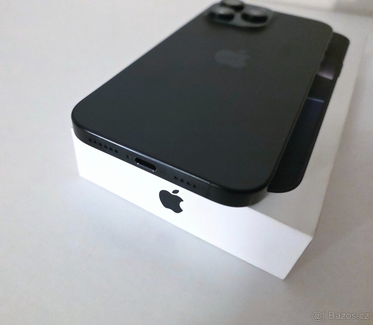 Apple iPhone 16 PRO Max 256GB Black TOP CZ záruka - 5