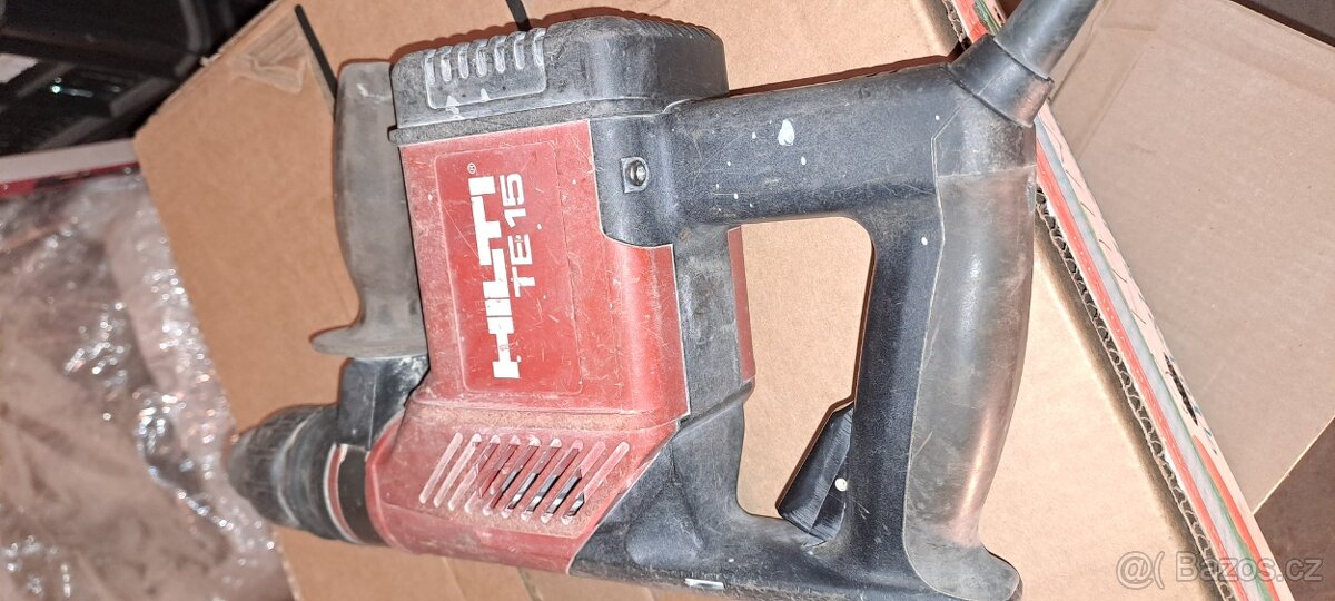PRODÁM vrtací kladivo Hilti - 5
