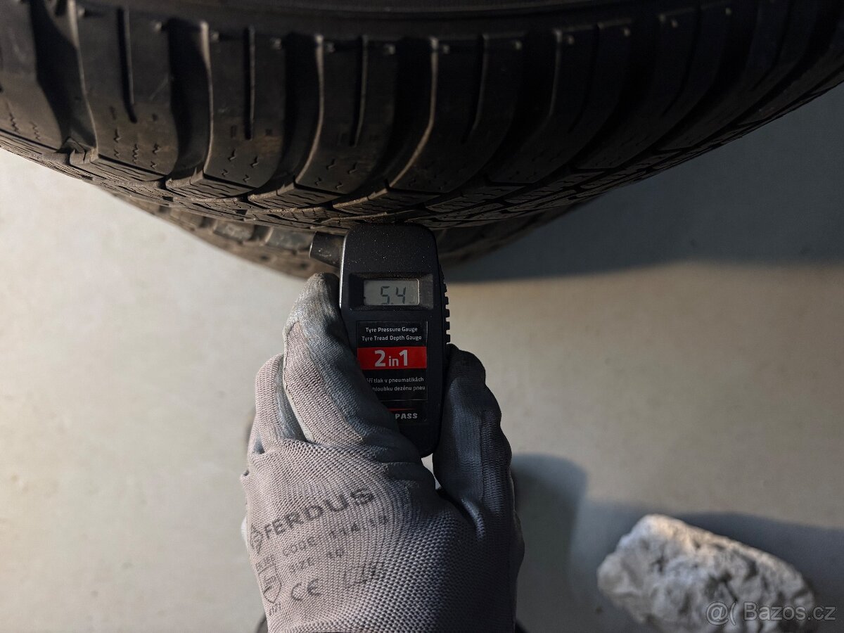 Zimní pneu Bridgestone 205/60R16 - 5