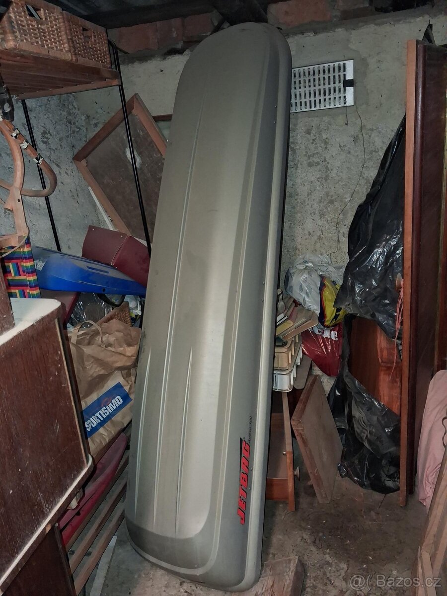 Příčníky a střešní box Thule - 5