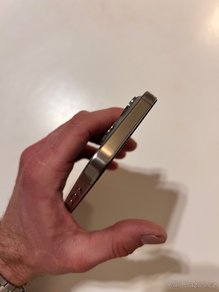 Iphone 15 pro 256gb - 5