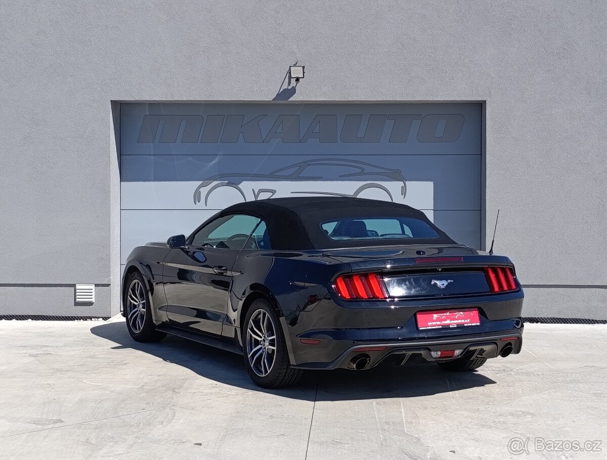 FORD MUSTANG 2.3 ECOBOOST CONVERTIBLE - 5