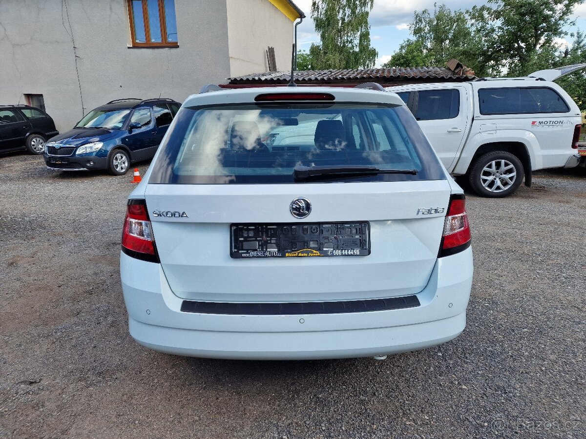 Škoda Fabia Combi 1,2TSI RED&GREY 66KW - 5