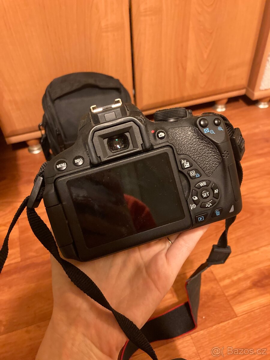 Canon EOS 700 D - 5