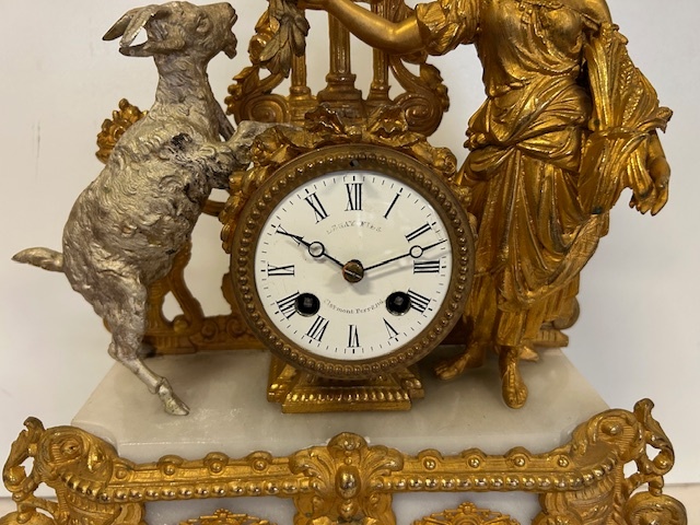 Figurární hodiny pod šturcem. - 5