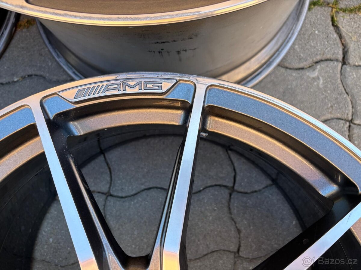 Kola MERCEDES AMG GT coupe - R20 / R19 AMG disky - 5