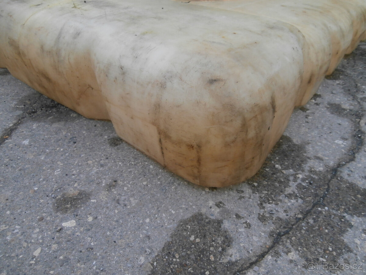 Pítko, krmítko, napájení dobytka, bazének 300 kč - 5