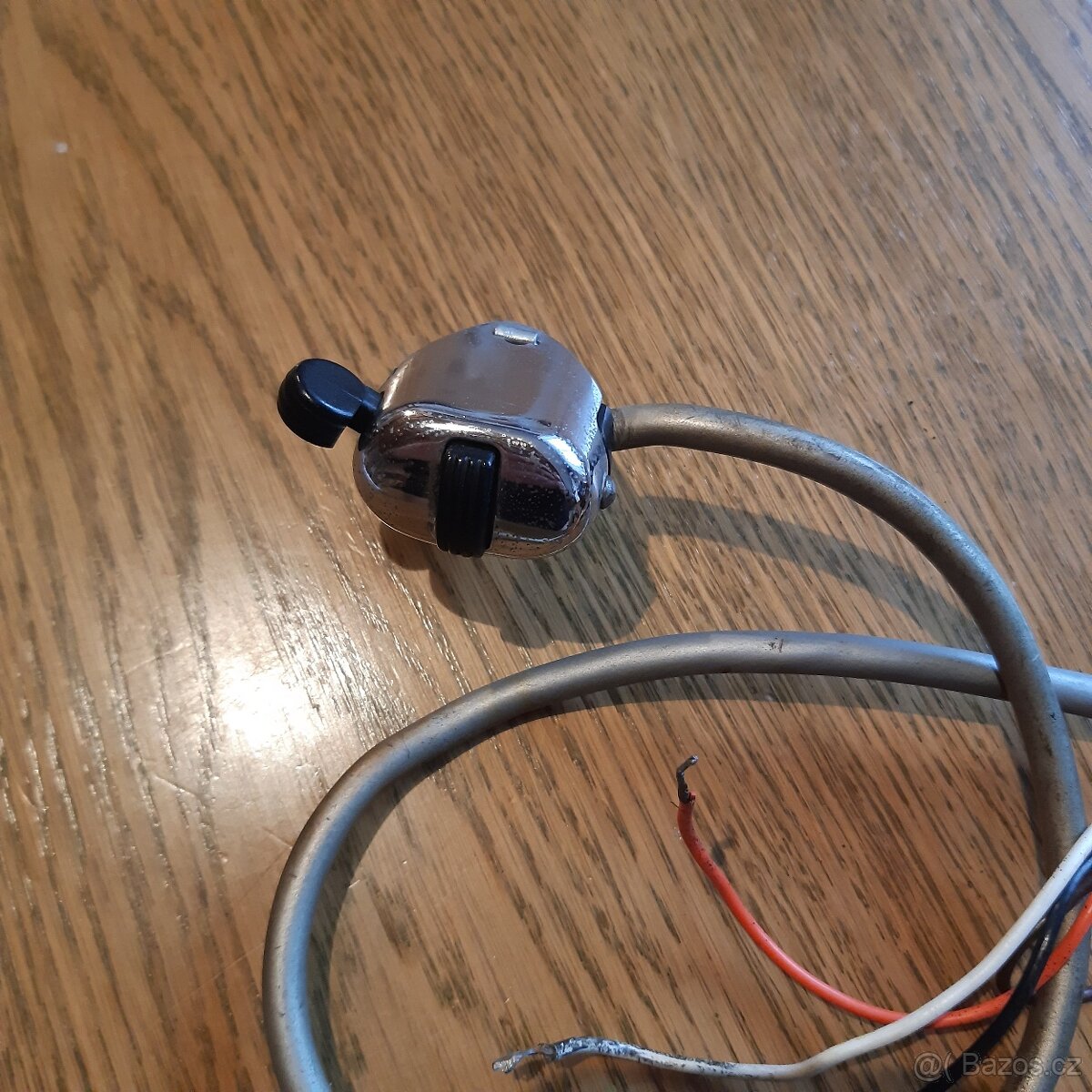 Přepínač na řiďítka hella - 5