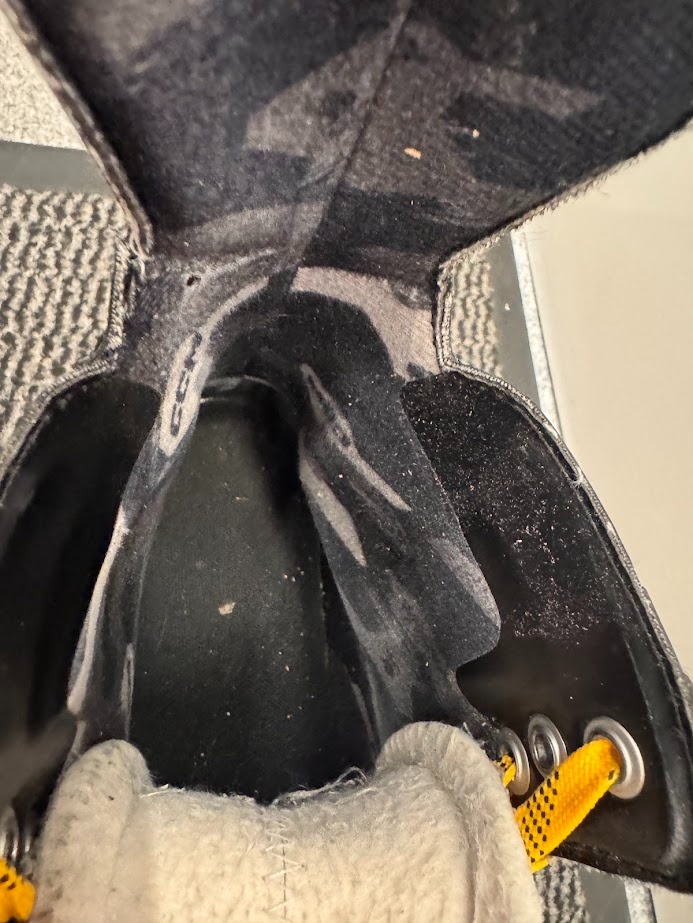 BRUSLE CCM TACKS AS 570, vel. 40,5/6 D - 5