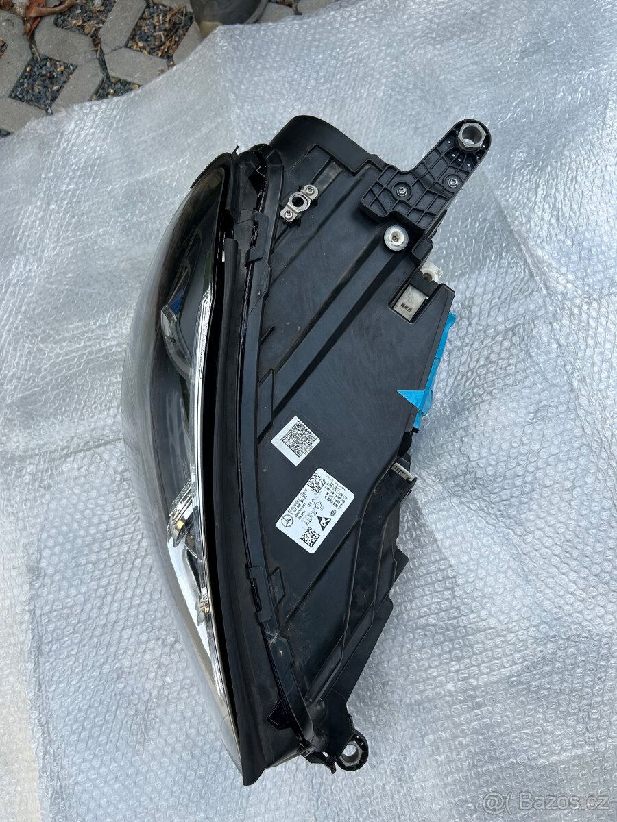 Přední světla na Mercedes X167 GLS - 5