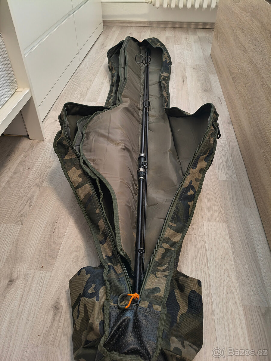 Nash Pruty Entity 3,66 m (12 ft) 3,0lb, 2 díl +obal Prologic - 5