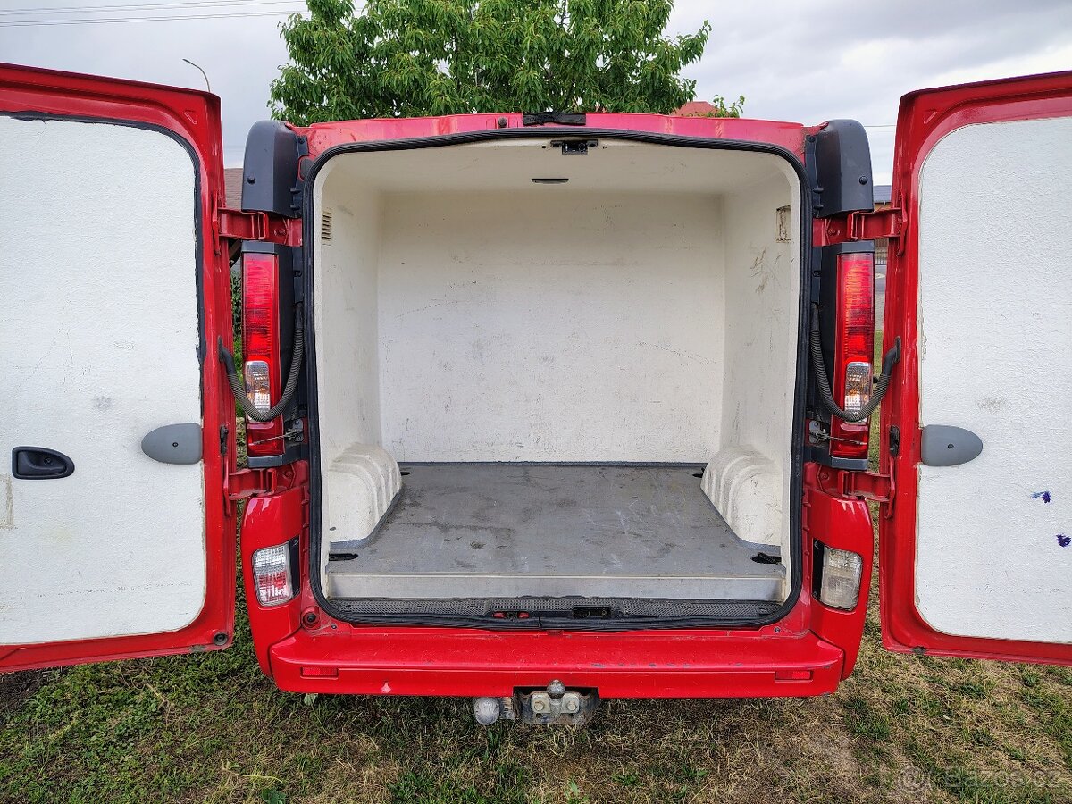 Renault trafic passenger dci 115 - 5
