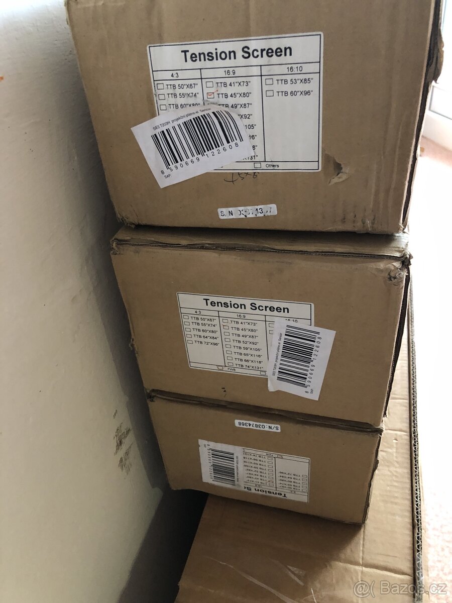 Projekční plátno motorické,rámové,vypínací - 5