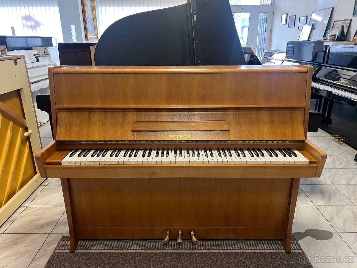 Petrof k 114 se zárukou 2 roky. PRODÁNO - 5