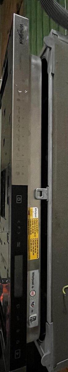 Plně integrovaná myčka nádobí Whirlpool WIP 4O32 PF E - 5