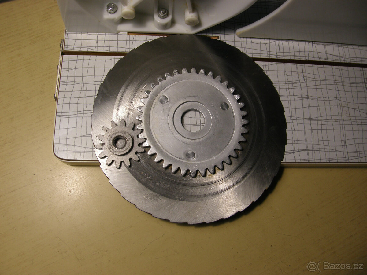 ruční kráječ Ideal - 5