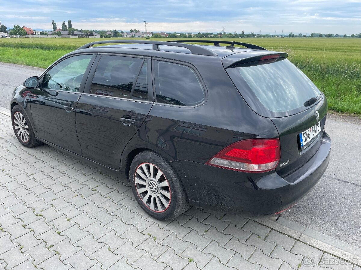 VW Golf combi 1,6 tdi 77kw rok 2012 - 5