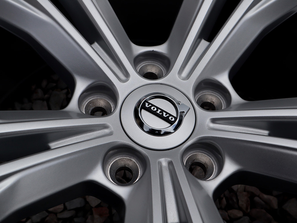 18" Alu kola = 5x108 = VOLVO V90 S90 – ZIMNÍ NOKIAN - 5
