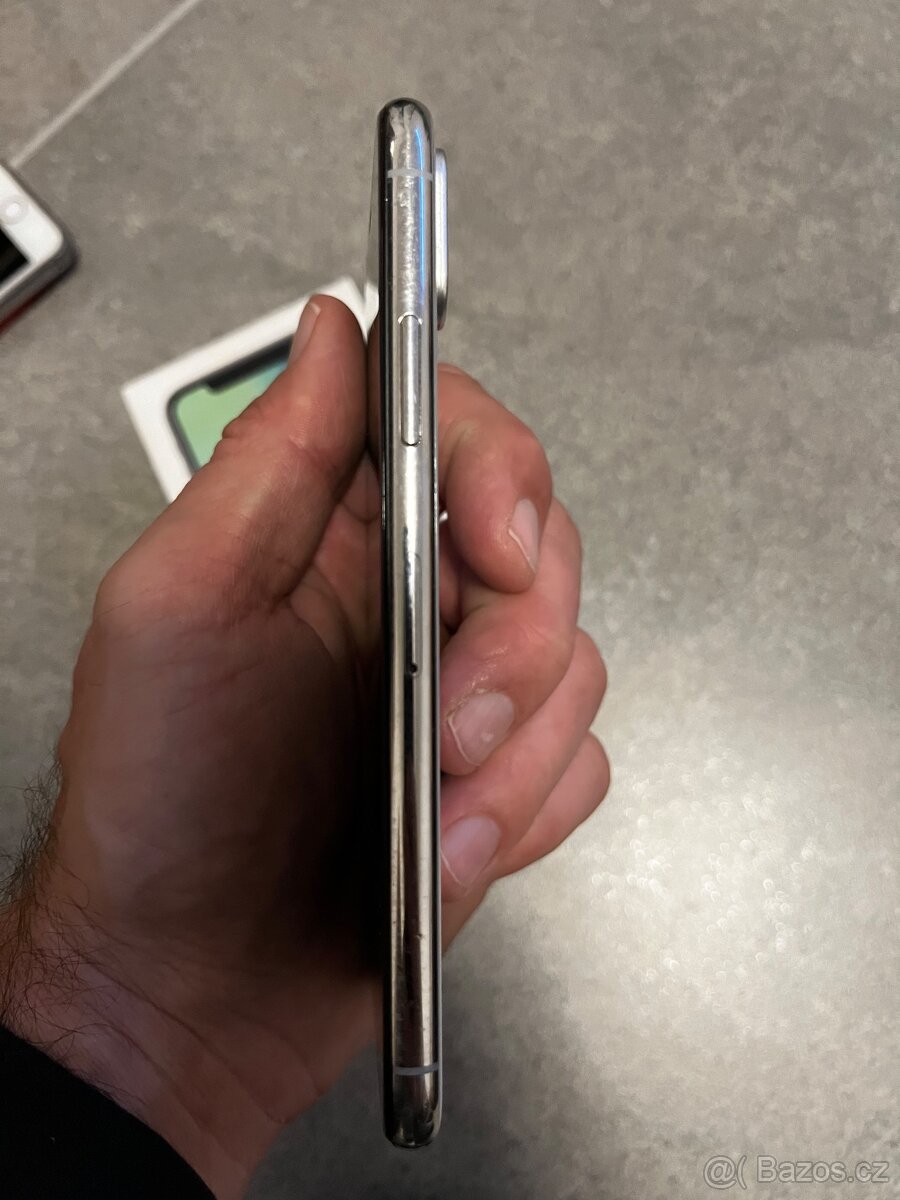 iPhone X 64GB - 5