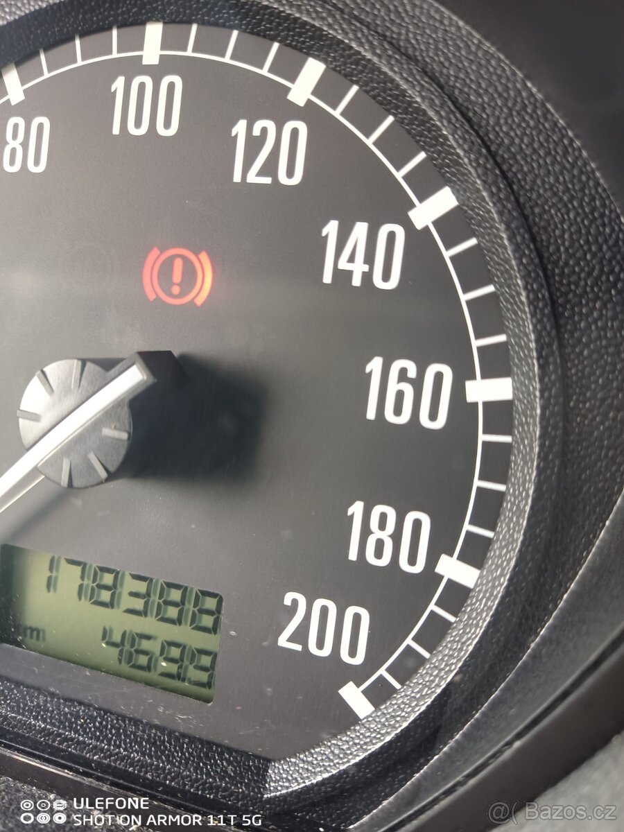 Škoda fabia 1.4 benzín - 5