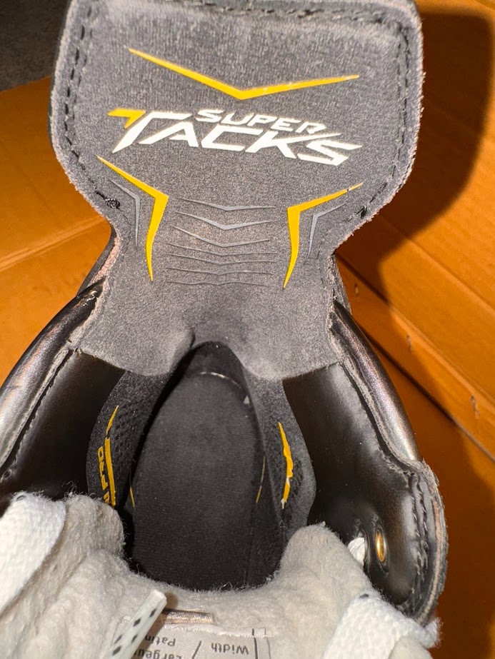 BRUSLE CCM SUPERTACKS AS1, vel. 38,5/5 EE - 5