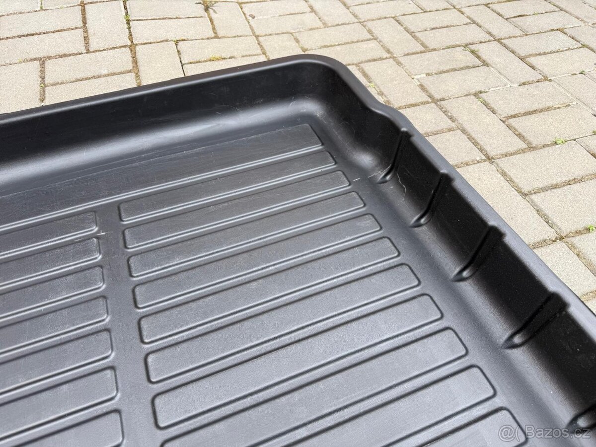 Plastová vana do kufru Octavia III Liftback 2013-2021 - 5