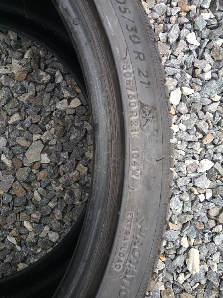 305/30 R21 - 5