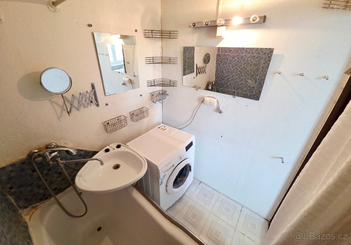 Prodej bytu 3+1 u Jánského Dvora - 5