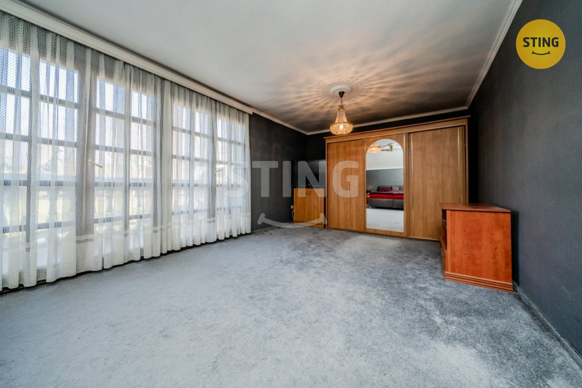 Prodej rodinného domu 4+1 se zahradou a garáži, ul.K, 131741 - 5