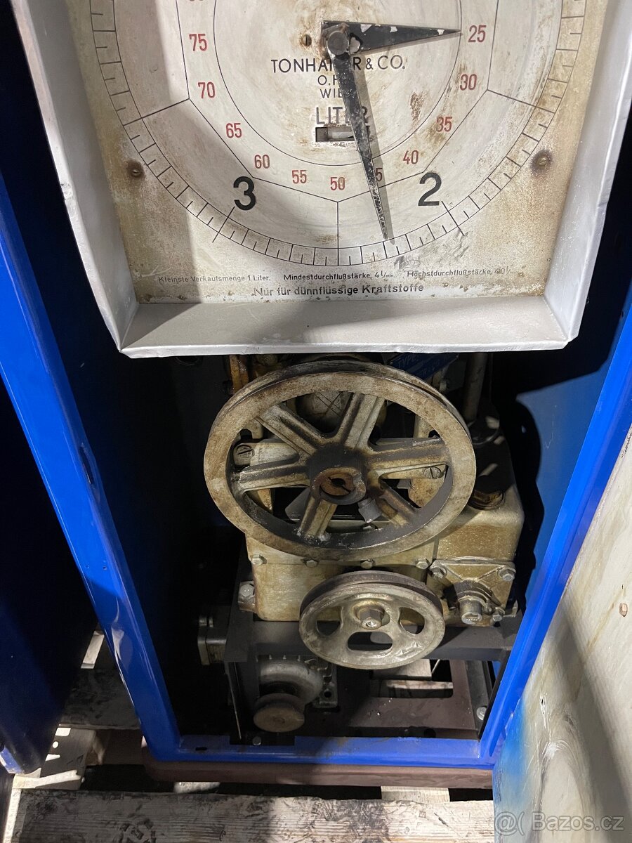 benzinovej stojan, benzinova pumpa - 5