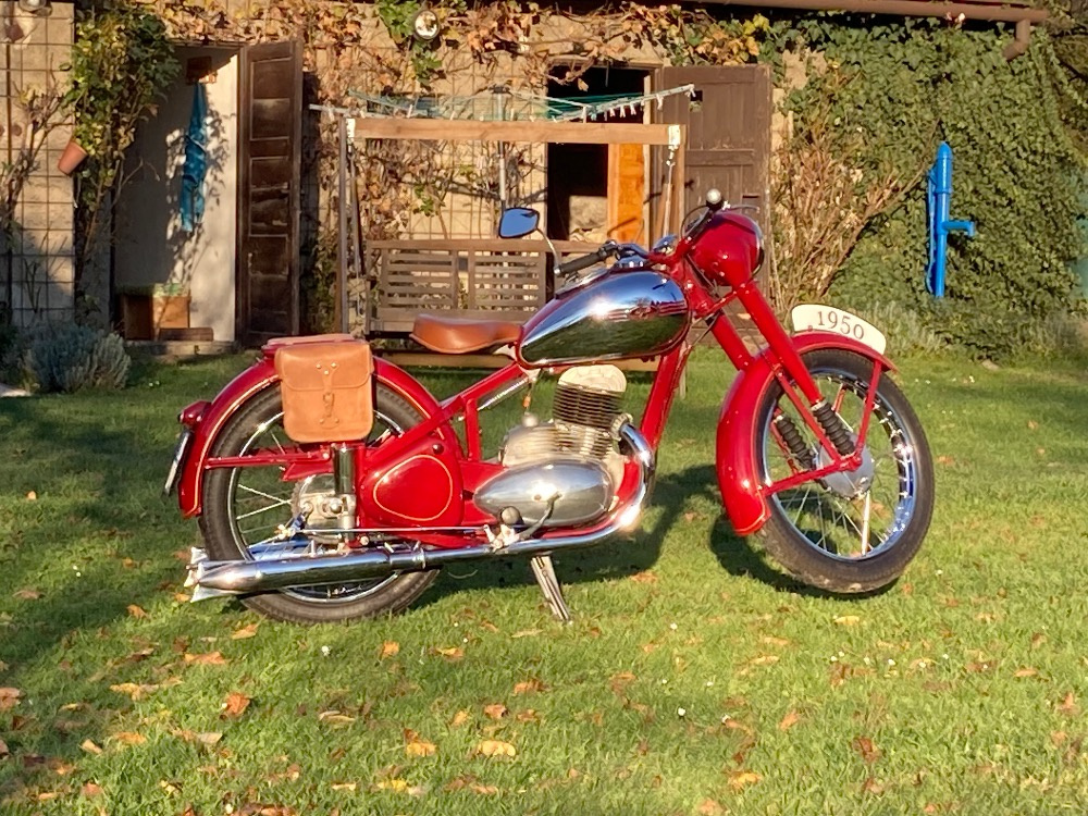 Jawa 250 pérák - 5