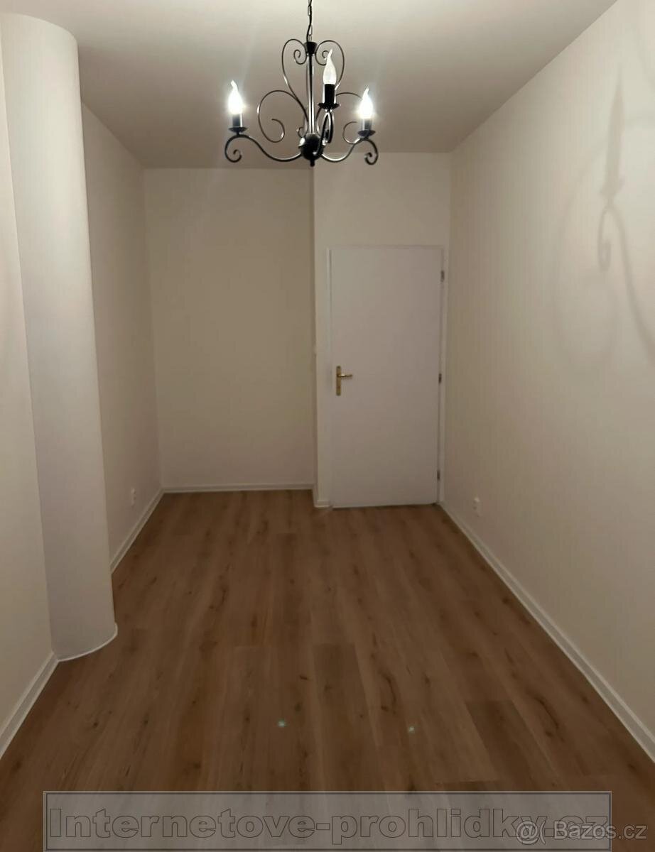 2kk s balkónem P5 Hlubočepy, Trnkovo náměstí FS00098Z - 5