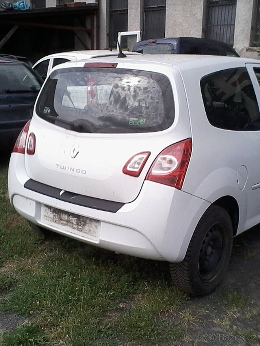 renault twingo 1.2 55kw,r.v.2012,204000km. - 5
