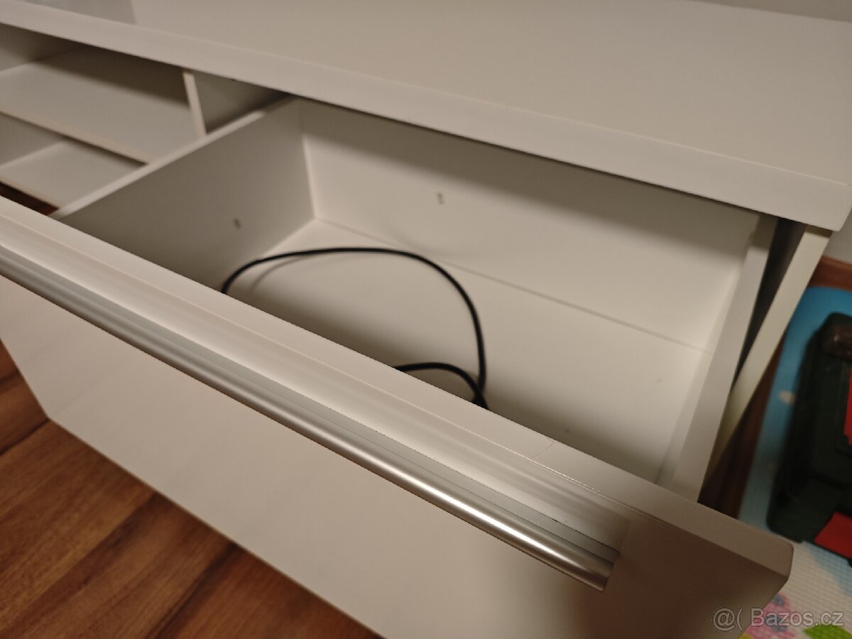 Komoda pod televizi - 5