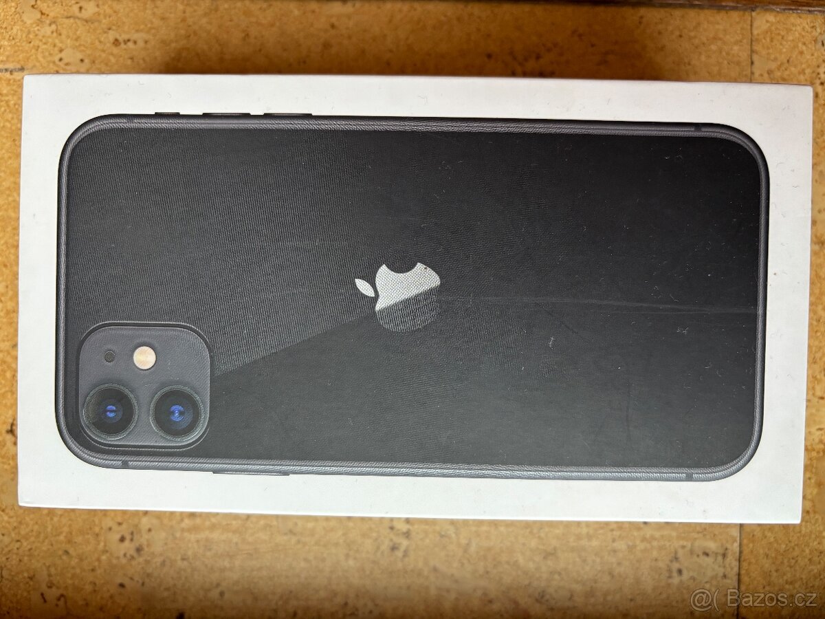 iPhone 11, Black 64gb - 5