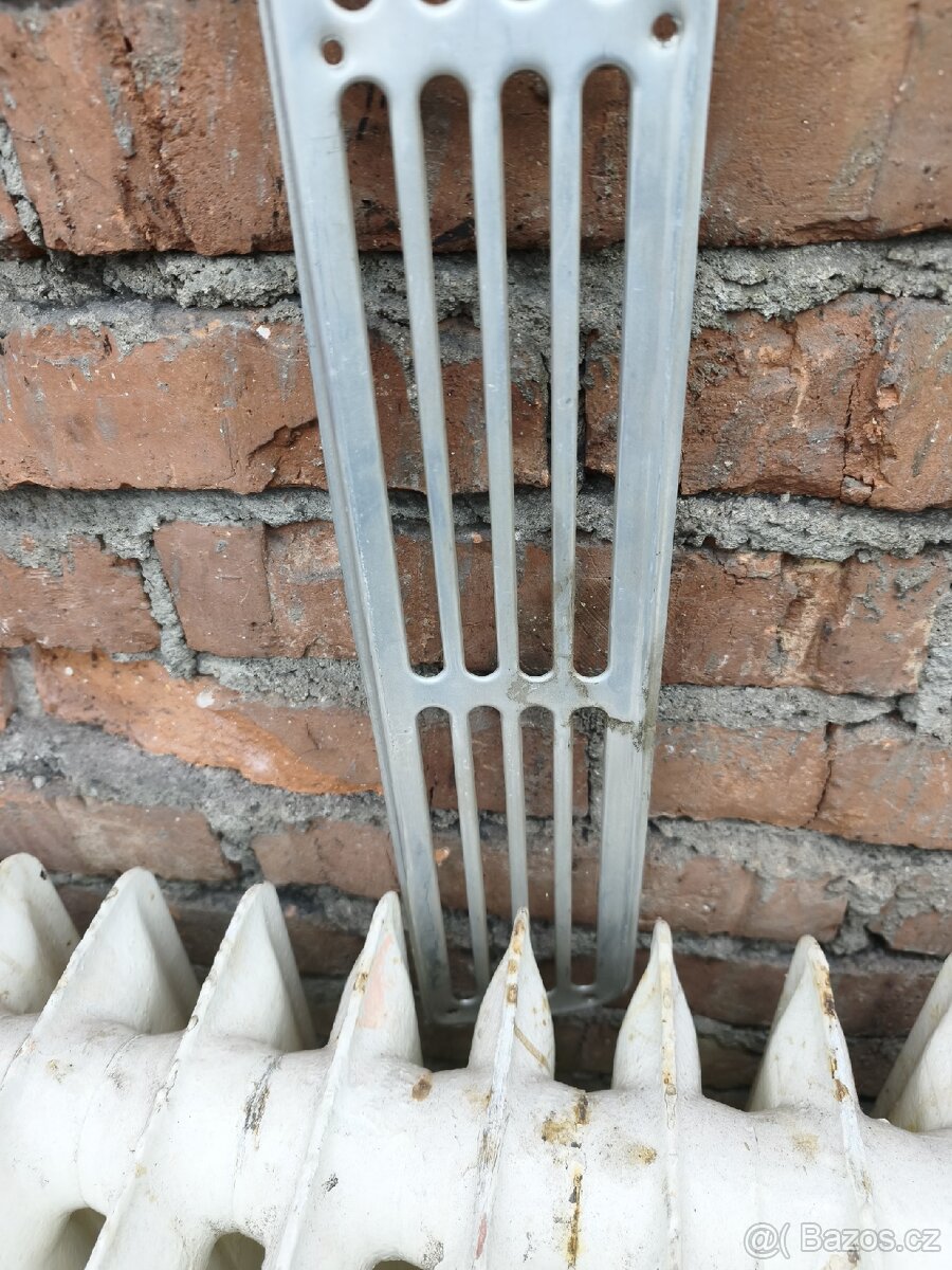 Mřížka škoda 100 110 - 5