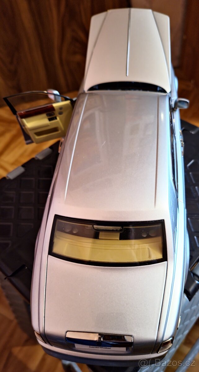 Rolls Royve Phantom Kyosho 1:18 - 5