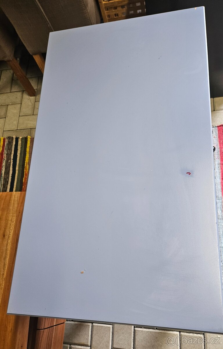 psací stůl model IKEA ISALA - 5